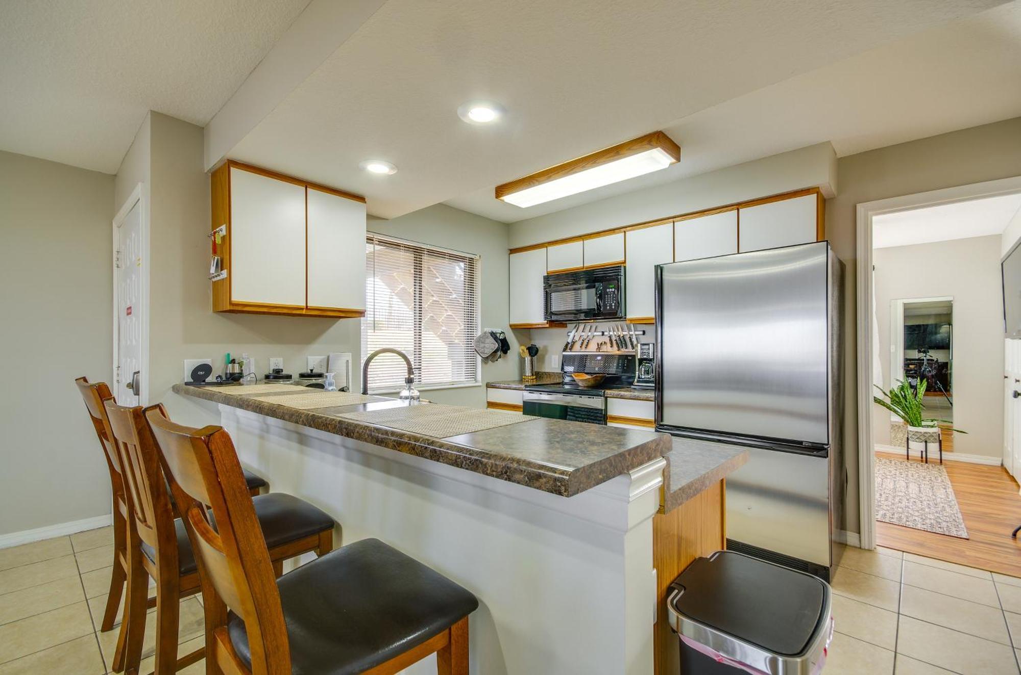 Ozarks Vacation Rental Condo With Lake View! Exterior photo